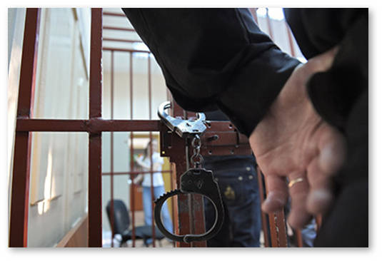 policejskie-vyrashchivali-konoplyu