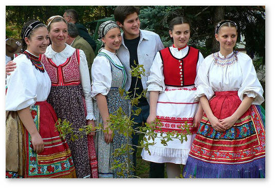 vengerskij nacionalnyj kostyum iz konopli