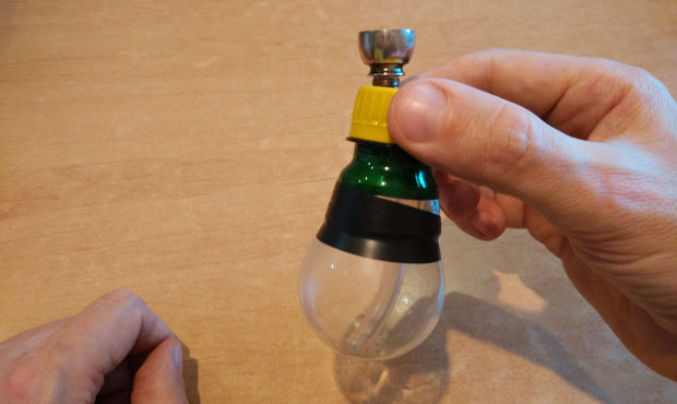 Как сделать маленький бонг. Накручиваем пробку