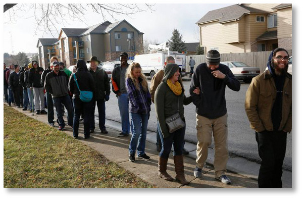 marijuana-buyers-standing-in-line-on-the-street