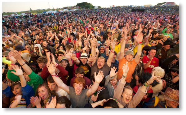 wickerman-festival-crowd