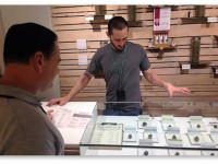 Поездка в Колорадо убедила сенатора из Нью-Джерси, что легализация марихуаны - это правильно