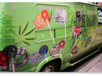 Калифорния: Власти Лос-Анджелеса ополчились на службу доставки конопли